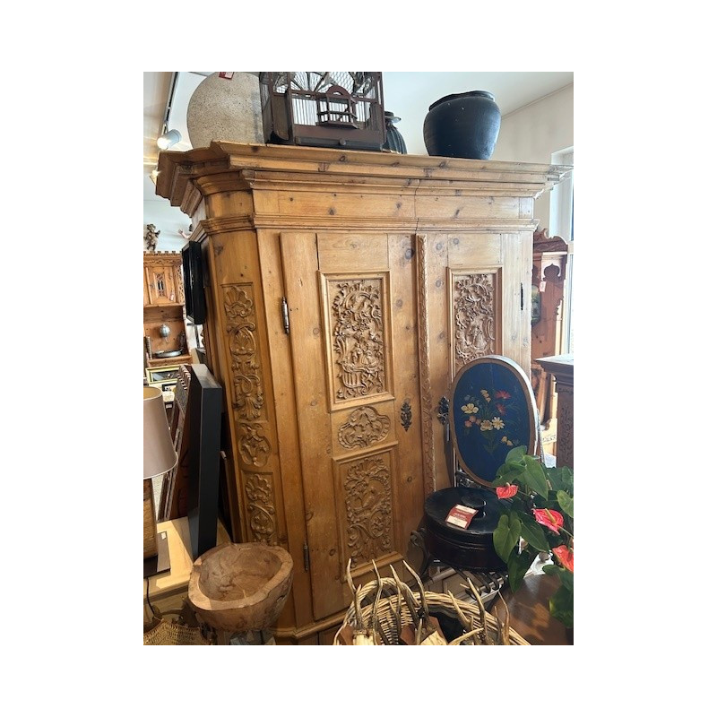Mölltaler Hochzeitsschrank Zirbenschrank